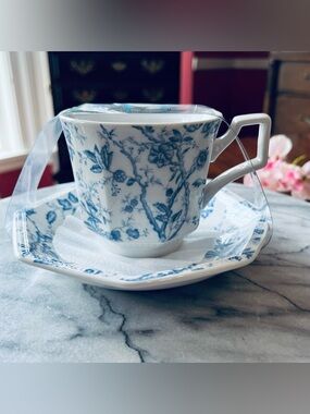 Grace Teaware Blue & White Octagonal Rose Toile Cup & Saucer. New With Tags